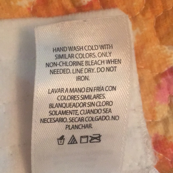 2 Gently worn bras - Picture 5 of 9